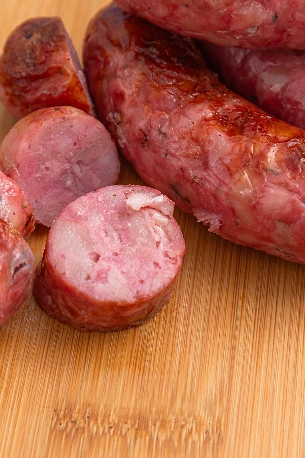 Detalhe da Linguiça de Pernil: variável entre 450 e 600 g
