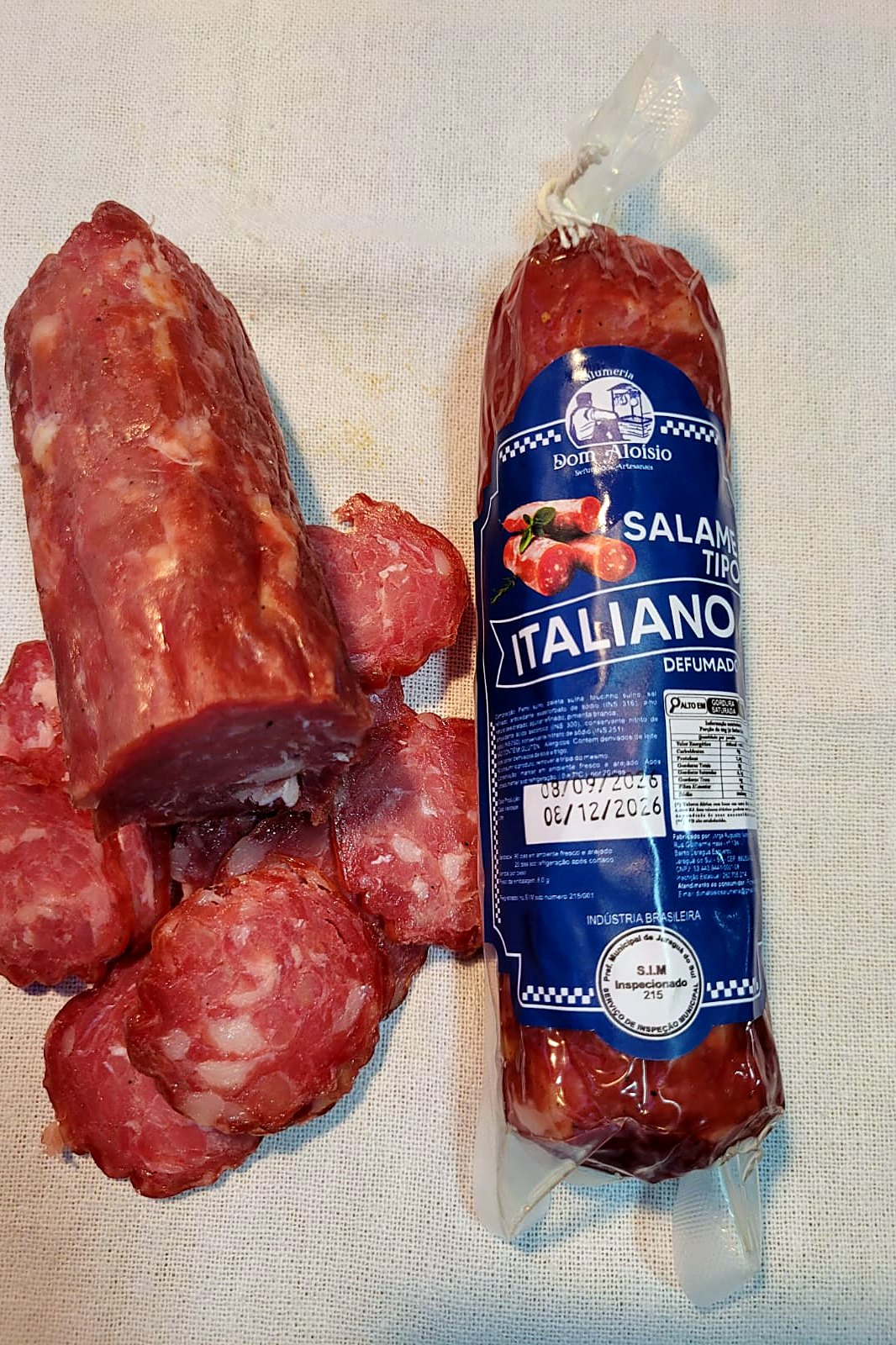 Detalhe do Salame Tipo Italiano: em média 250 g